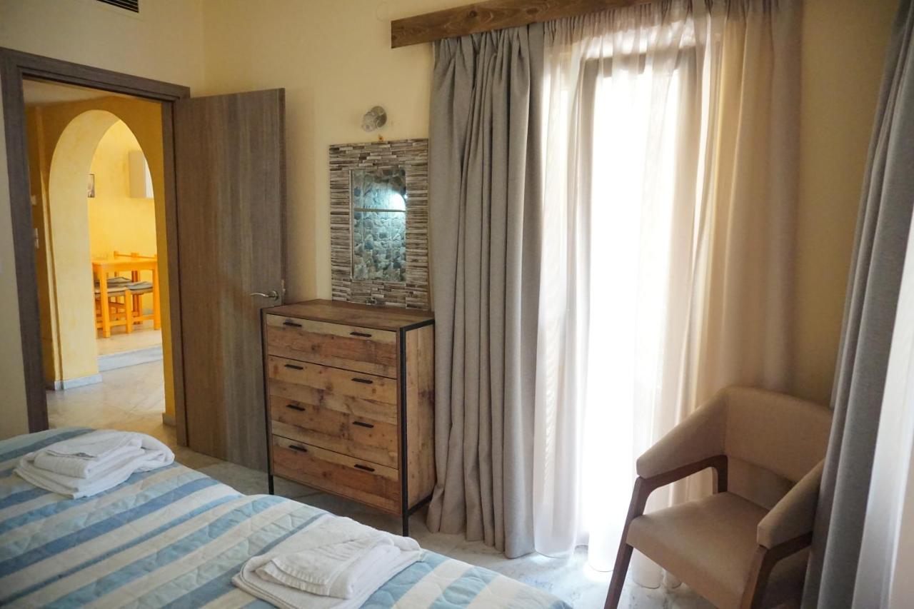 Katerini Apartments Hotel Платанес Экстерьер фото
