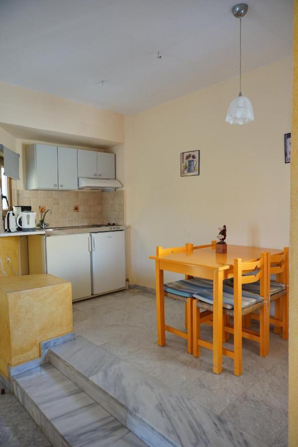 Katerini Apartments Hotel Платанес Экстерьер фото