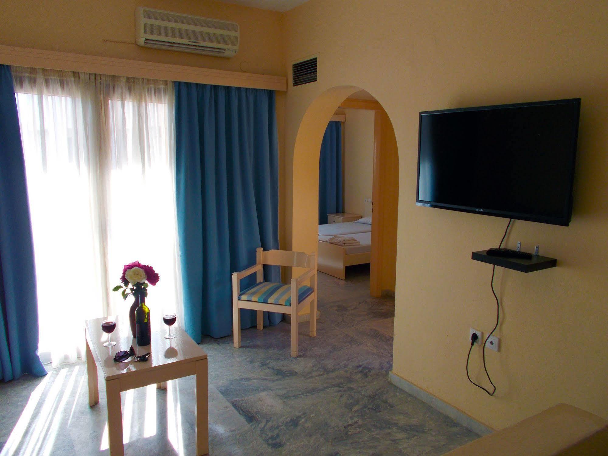 Katerini Apartments Hotel Платанес Экстерьер фото